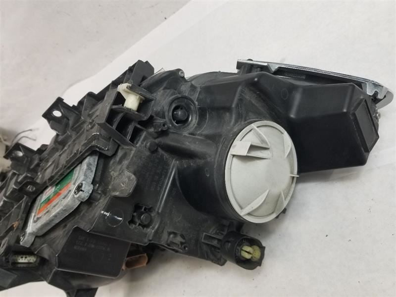 Driver Left Headlight Fits 15-18 MKC 492626