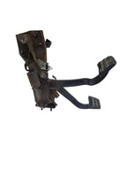 DART      1963 Pedal Brake/Clutch 671264