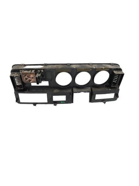 TDOD250   1990 Dash Bezel 589826