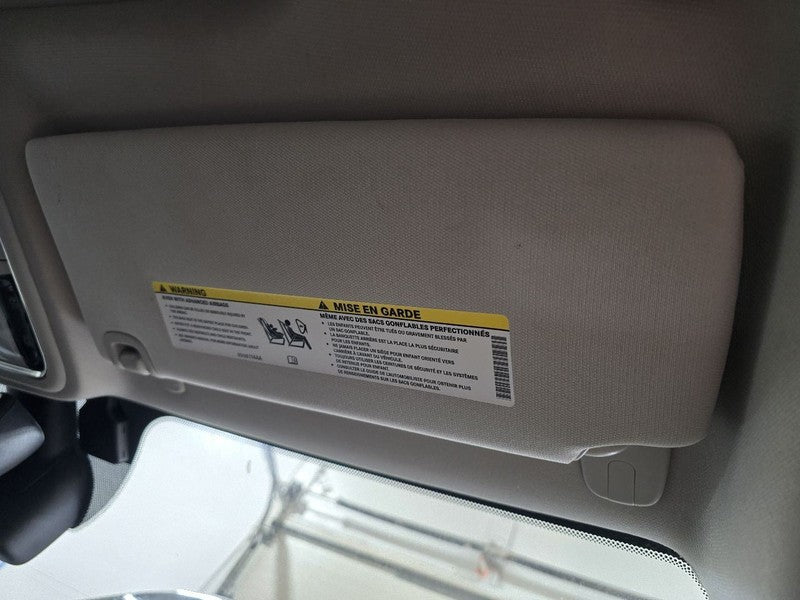 Passenger Right Sun Visor Illuminated Fits 14-18 CHEROKEE 623415