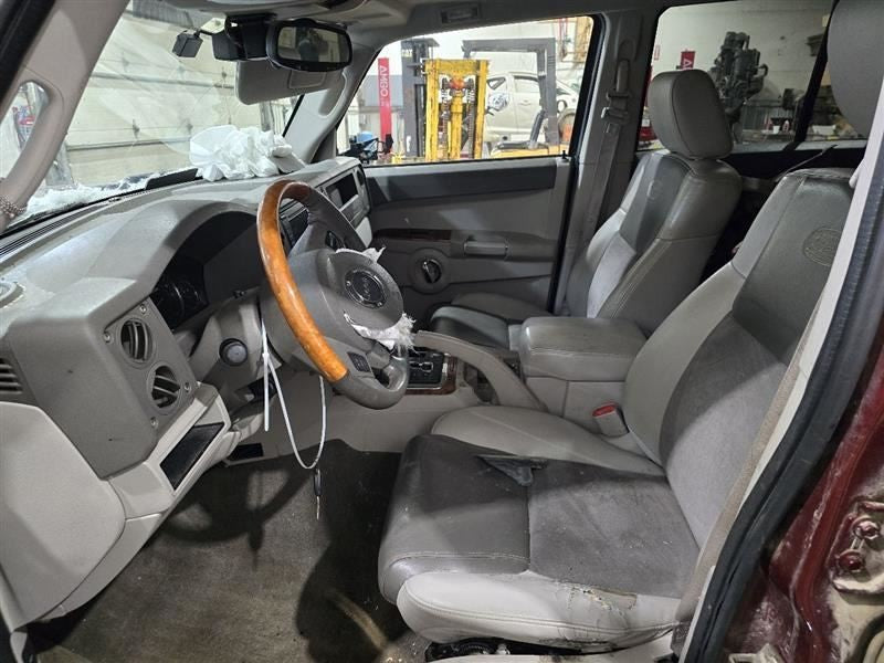 Speedometer Cluster MPH Fits 07 COMMANDER 578584