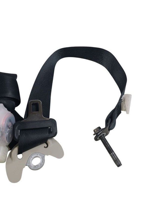 QX80      2017 Seat Belt Rear 648054