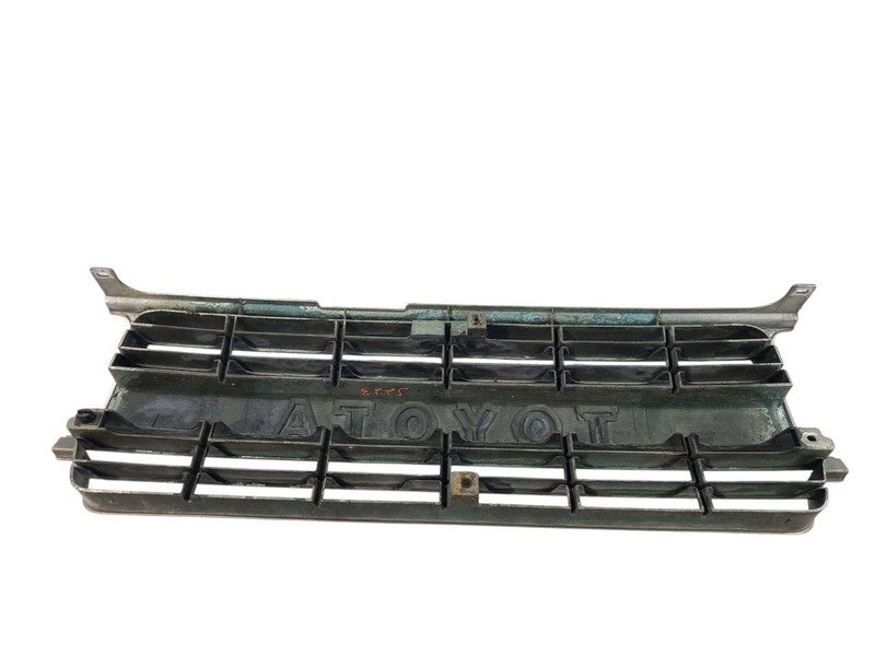 Grille Thru 12/94 Upper Fits 91-95 LAND CRUISER 646184