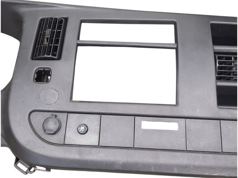 EXPRESS15 2009 Dash Bezel 663872