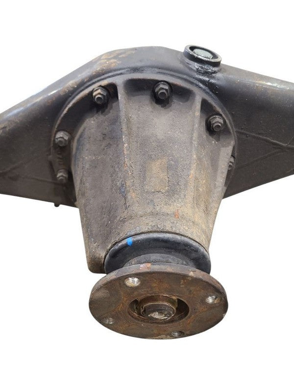 Rear Axle 6 Cylinder 2WD Without ABS 1/2 Ton 3.77 Ratio Fits 95-98 T10