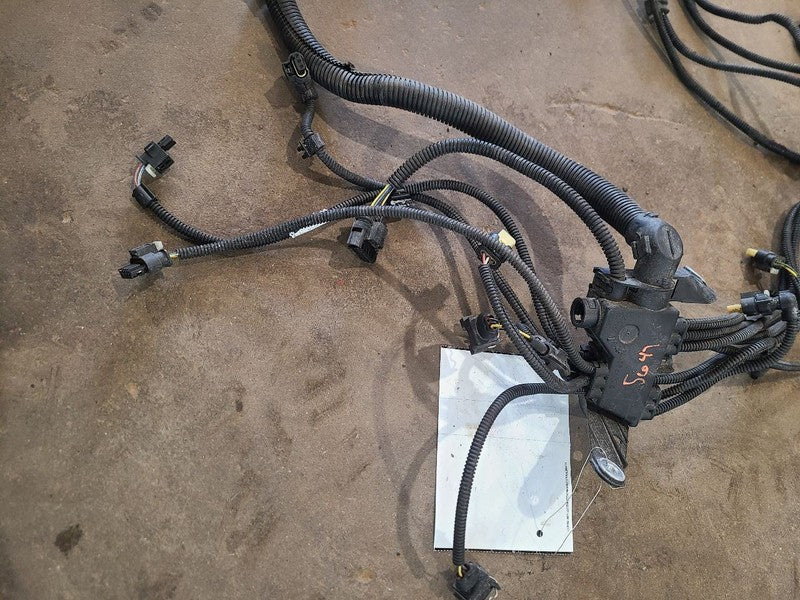 COUNTRYMA 2019 Engine Wire Harness 674748