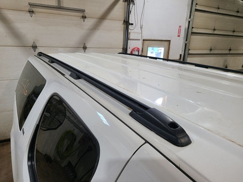 SUBURBN15 2008 Luggage Rack 671099