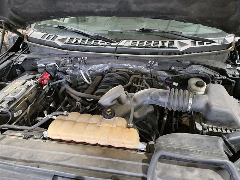 Grille Center XLT 5 Chrome Bars Fits 15-17 FORD F150 PICKUP 536940