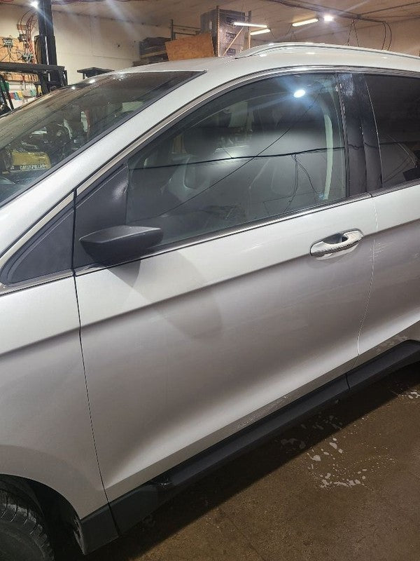 Driver Front Door Tempered Glass Fits 15-24 EDGE 658626