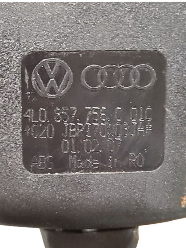 Seat Belt Front Bucket Seat Passenger Buckle Fits 07-09 AUDI Q7 627404