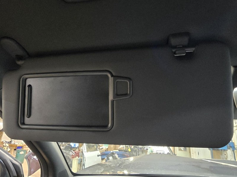Driver Sun Visor US Built With Panoramic Roof Fits 23 SPORTAGE 611608