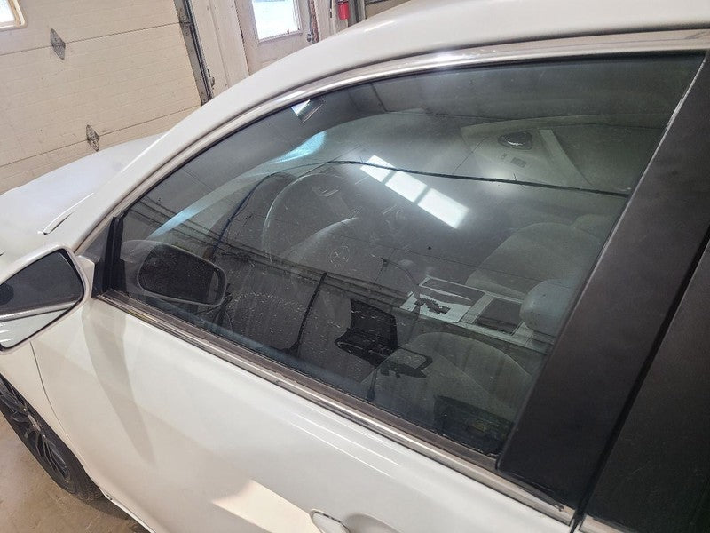 Driver Front Door Electric Windows North America Built Fits 07-11 CAMR
