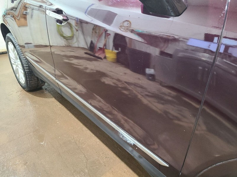 Passenger Right Front Door Fits 17-24 XT5 662592