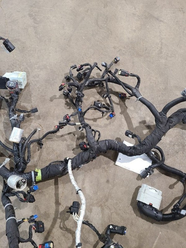 SILVRDO15 2022 Engine Wire Harness 617269