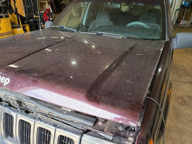 Hood Without Louvers Fits 96-98 GRAND CHEROKEE 672505