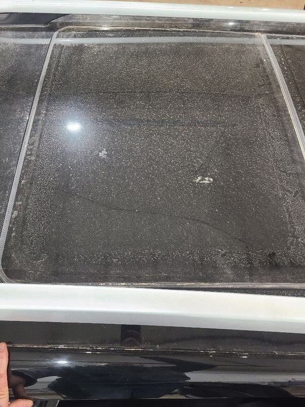 Roof Glass Rear Fits 14-23 CHEROKEE 651905