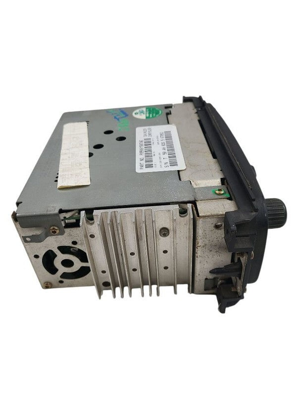 Audio Equipment Radio Am-fm-integral 6 CD Changer Fits 05-06 08-10 VIP