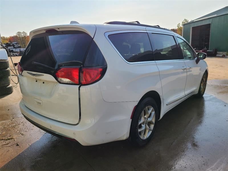 Driver Axle Shaft Front Gasoline Fits 17-19 PACIFICA 602874
