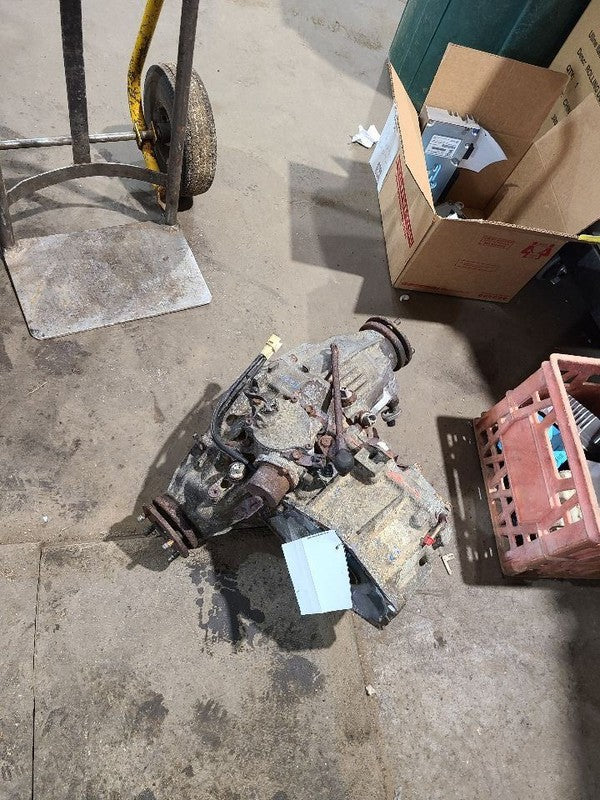 Transfer Case Thru 12/94 Fits 91-95 LAND CRUISER 649500