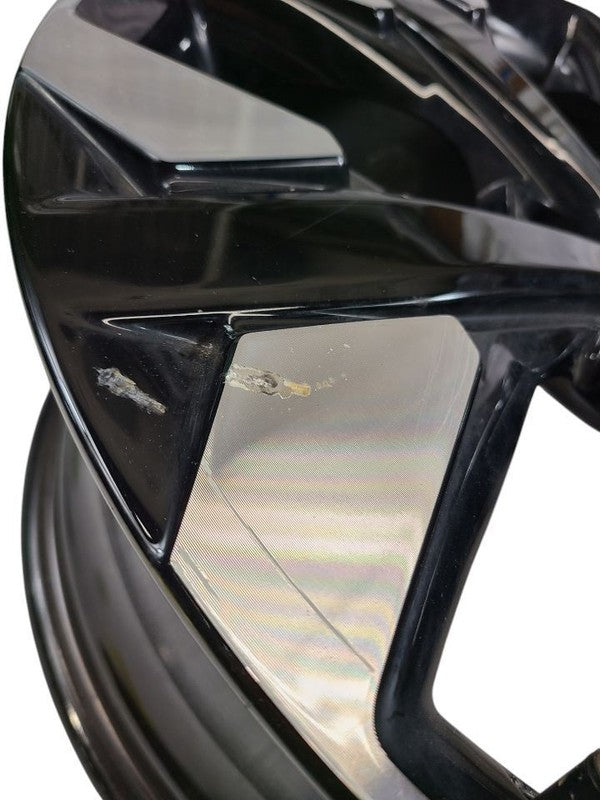 SPORTAGE  2023 Wheel 611657