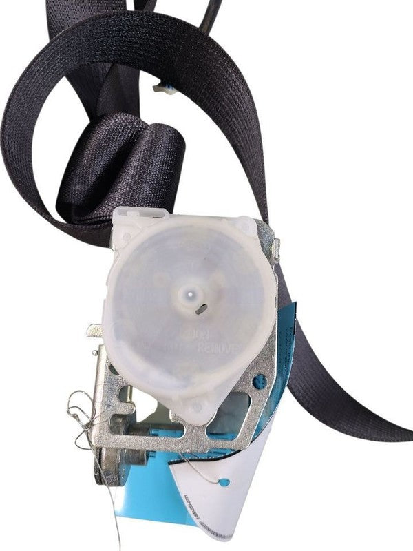 H3        2006 Seat Belt Rear 645021