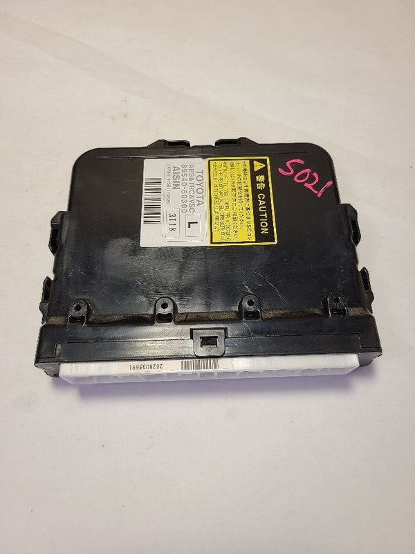 Chassis ECM ABS Skid Control Left Hand Kick Panel Fits 03-04 LEXUS GX4