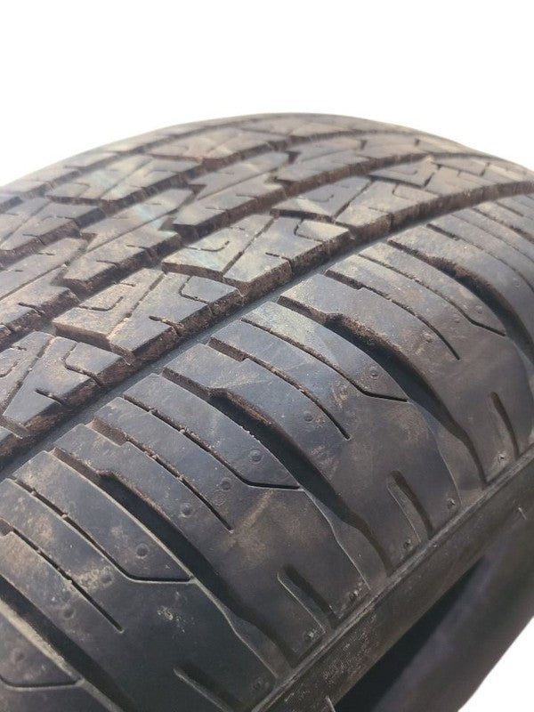 1 Used Tire  235 70 16 Savero 8/32 667413