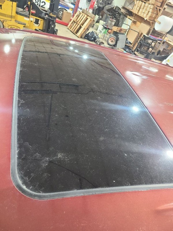 Roof Glass Fits 04-08 SIENNA 654338