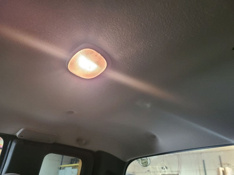 RAM2500   2001 Headliner 667125