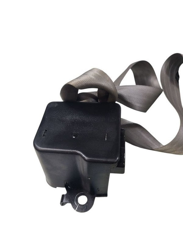 SUBGM1500 1997 Seat Belt Rear 645366