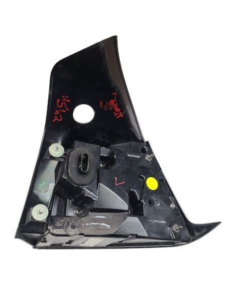 TESLA 3   2023 Quarter Mounted Driver's Side Tail Light 577750