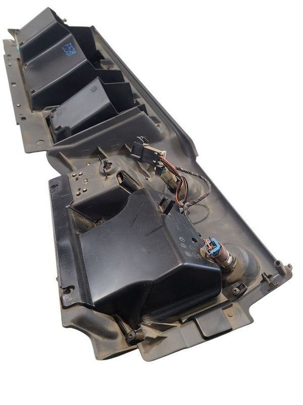 SILVRDO25 2005 Glove Box 668077