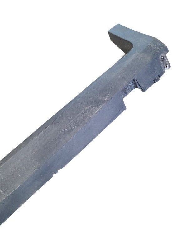 XT5       2017 Rocker Panel Moulding 662608