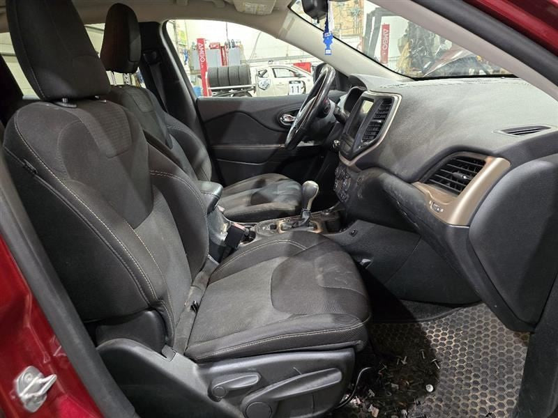Seat Belt Front Bucket Driver Retractor Fits 14-16 CHEROKEE 607148