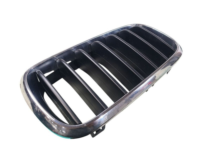 Driver Grille Bumper Mounted Upper Chrome Surround Fits 14-18 BMW X5 6