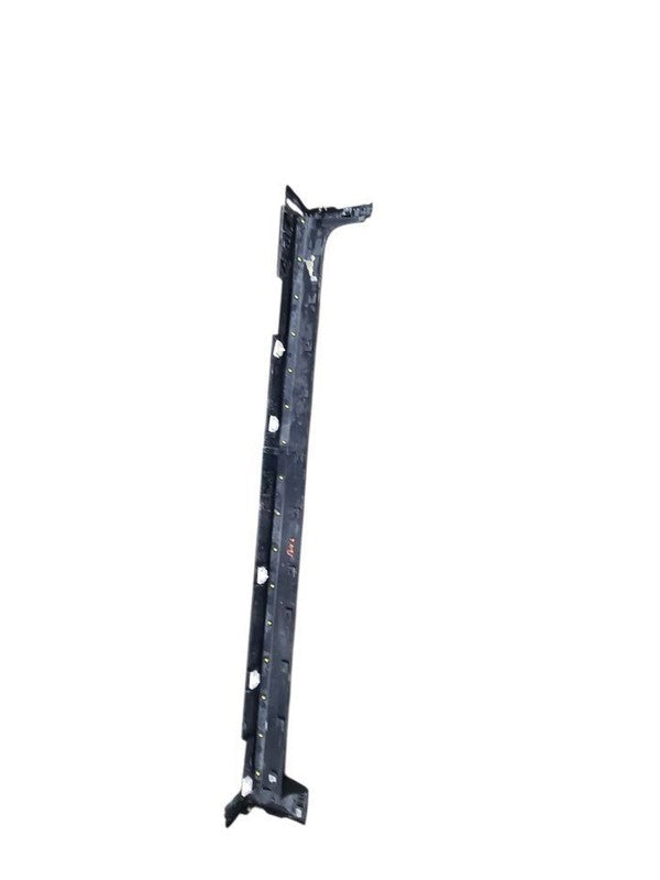 EQUINOX   2018 Rocker Panel Moulding 672406