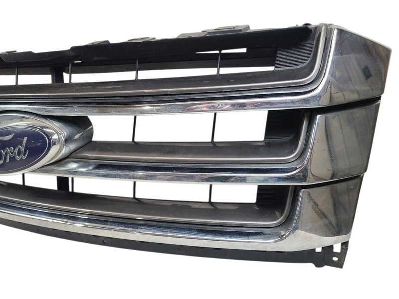 Grille Upper Chrome Limited Fits 15-17 EXPEDITION 658747