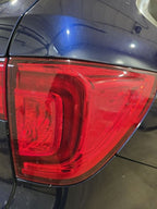 PILOT     2016 Tail Light 608343