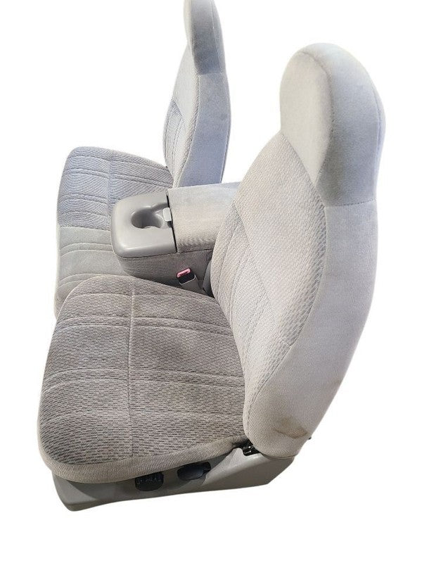 F250      1998 Front Seat 666808