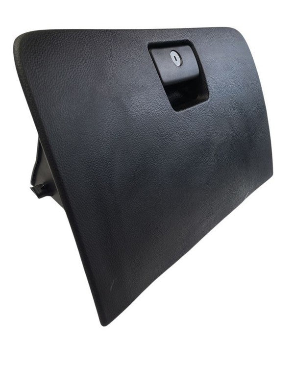 SUBURBN15 2019 Glove Box 662203