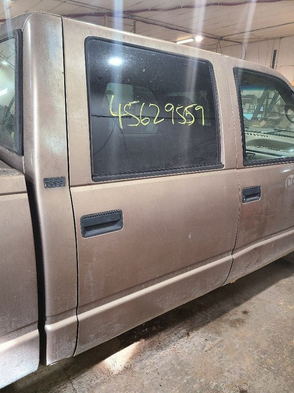 Passenger Rear Side Door Crew Cab Fits 92-00 CHEVROLET 3500 PICKUP 679