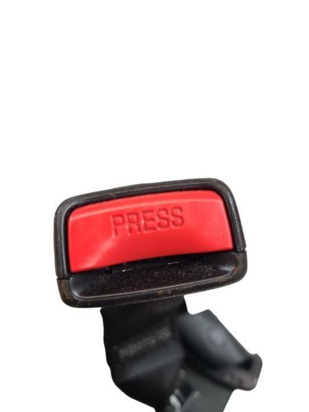 REAR TLX       2015 Center Retractor Seat Belt Rear 567824