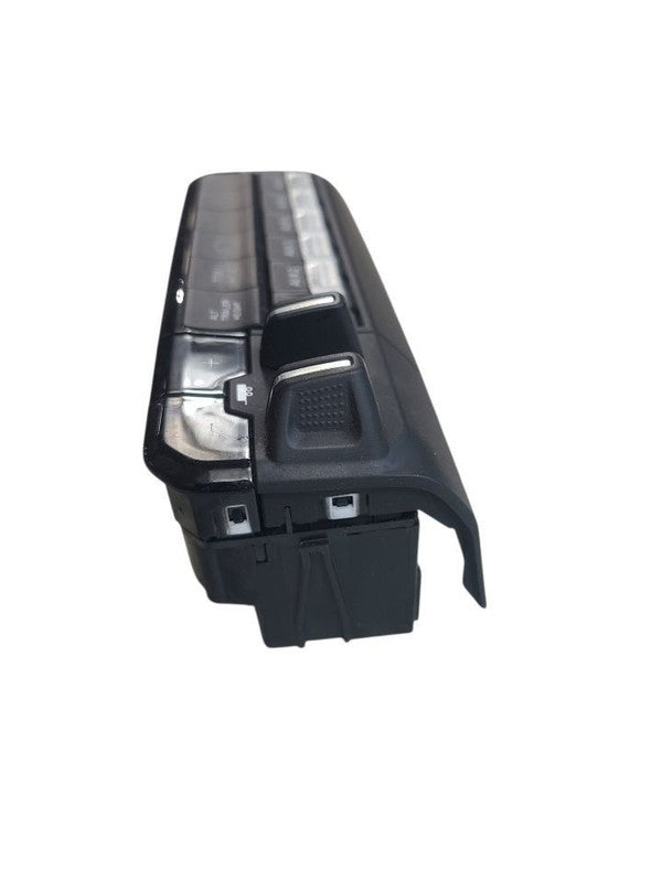 RAM3500   2023 Dash/Interior/Seat Switch 677924