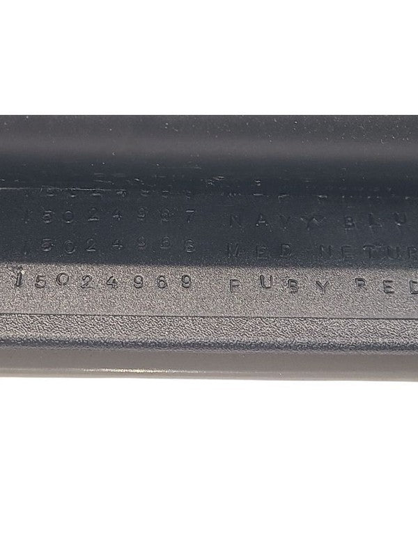 YUKON     1998 Glove Box 664336