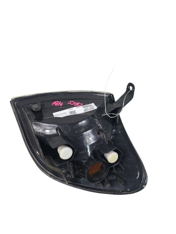 Passenger Corner/Park Light Park Lamp-turn Signal Fits 00-04 TUNDRA 65
