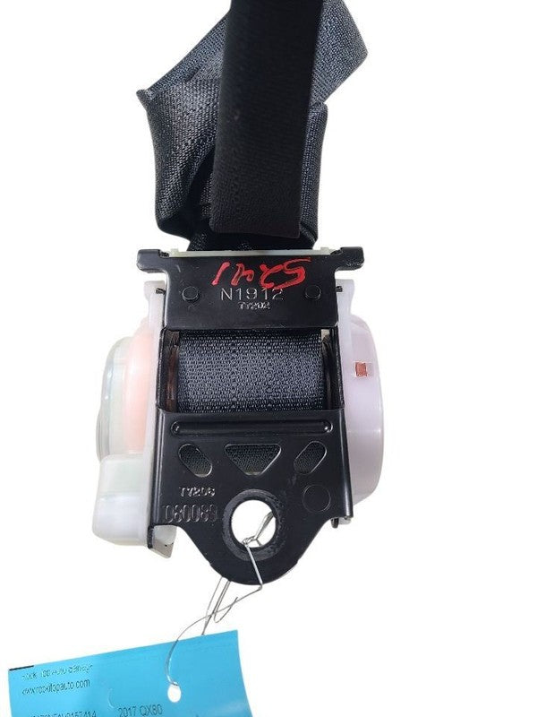 QX80      2017 Seat Belt Rear 648056
