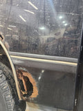 T100      1998 Quarter Moulding 653990