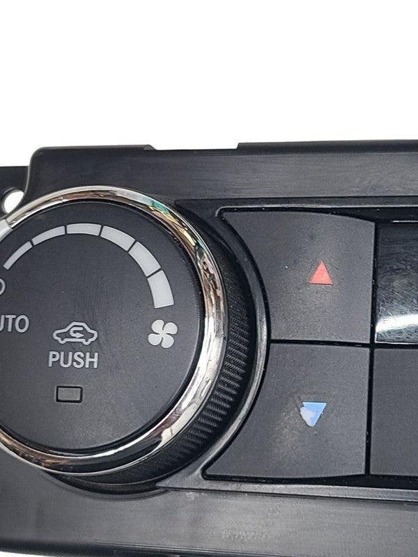 Temperature Control With Dual Zone Fits 10-12 DODGE 2500 PICKUP 673475