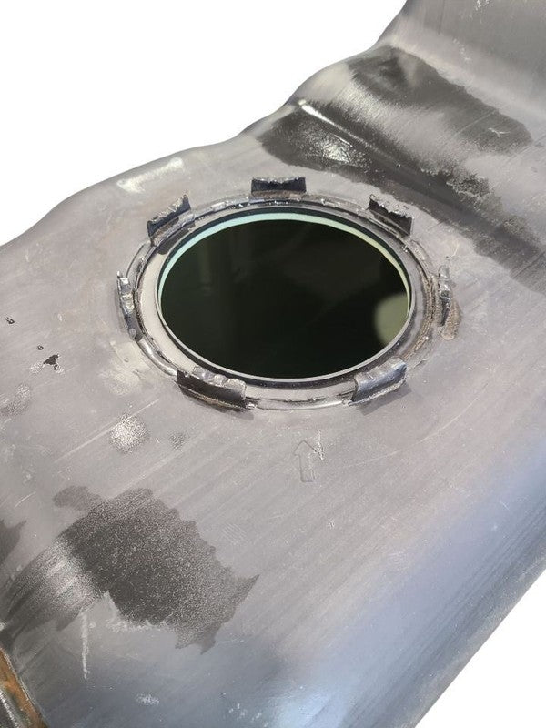 Fuel Tank Front Midship Pickup 6' 9" Box Fits 15-16 FORD F250SD PICKUP