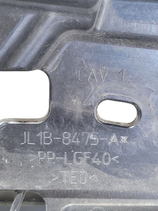 Air Shutter Upper Fits 22-24 EXPEDITION 679319